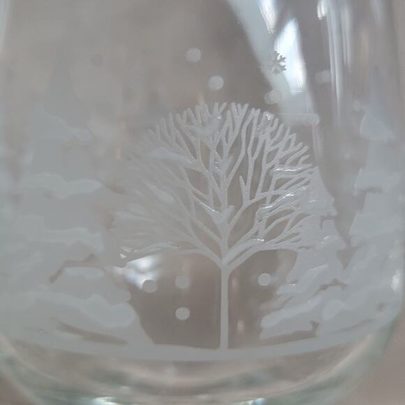 Vintage Christmas Wine Glasses Winter Wonderland Frosted Tulip Hand Blown Set 3 - Picture 2 of 7